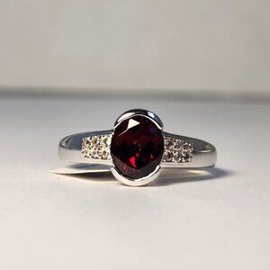 VTG NWT 925 1.79cts Genuine Garnet and Zircon Ring Size 11